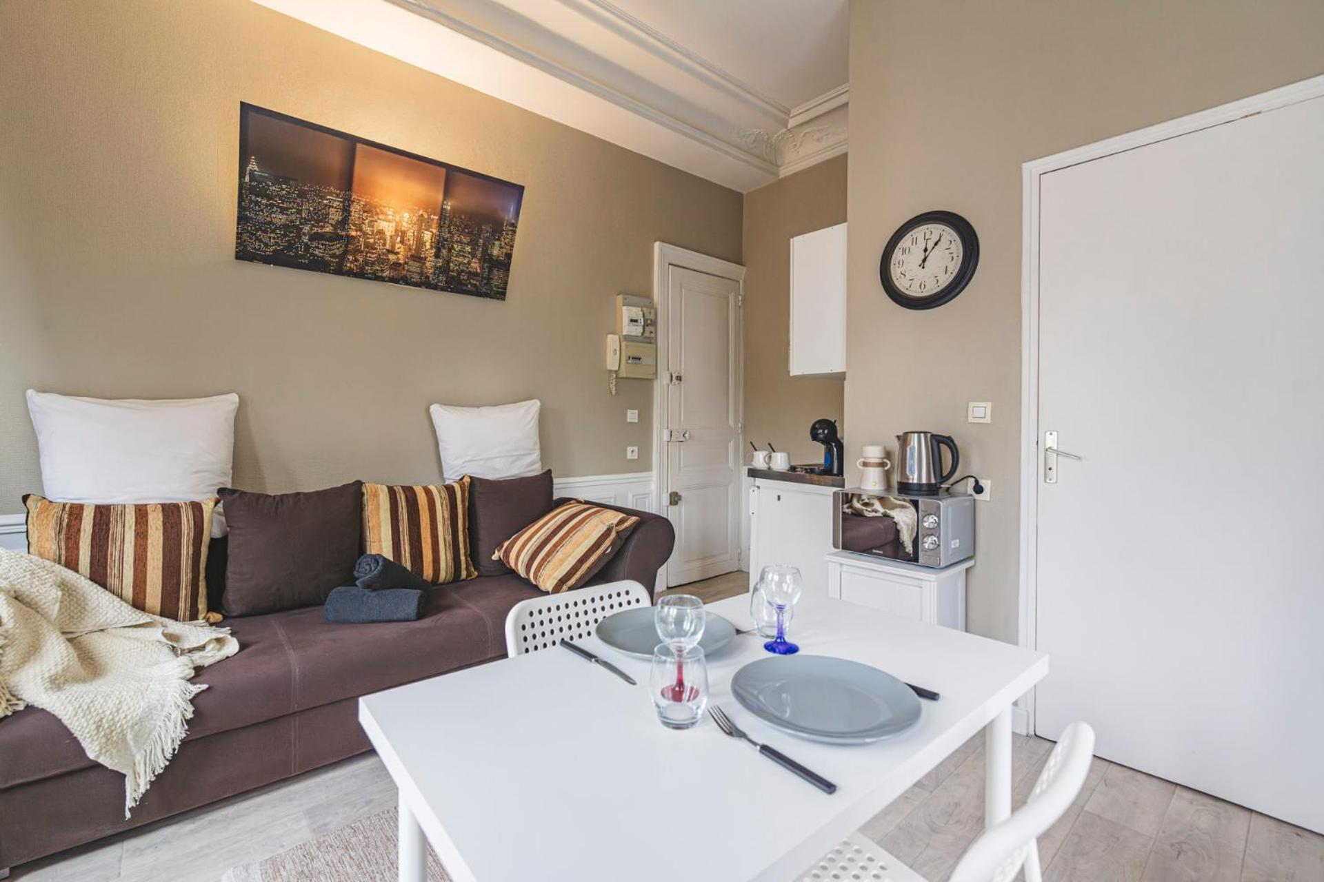 Taittinger 511 Apartment Reims Bagian luar foto
