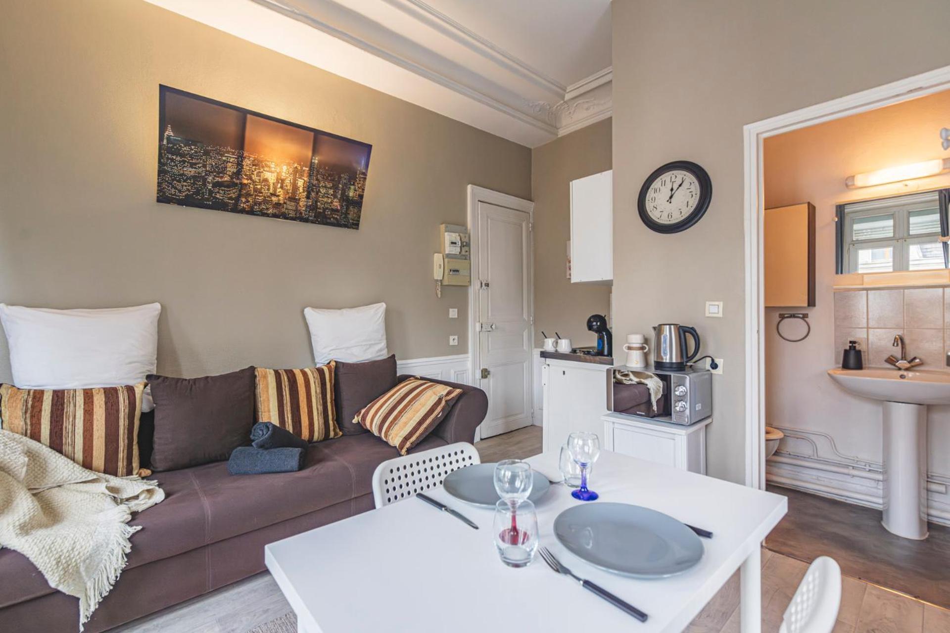 Taittinger 511 Apartment Reims Bagian luar foto