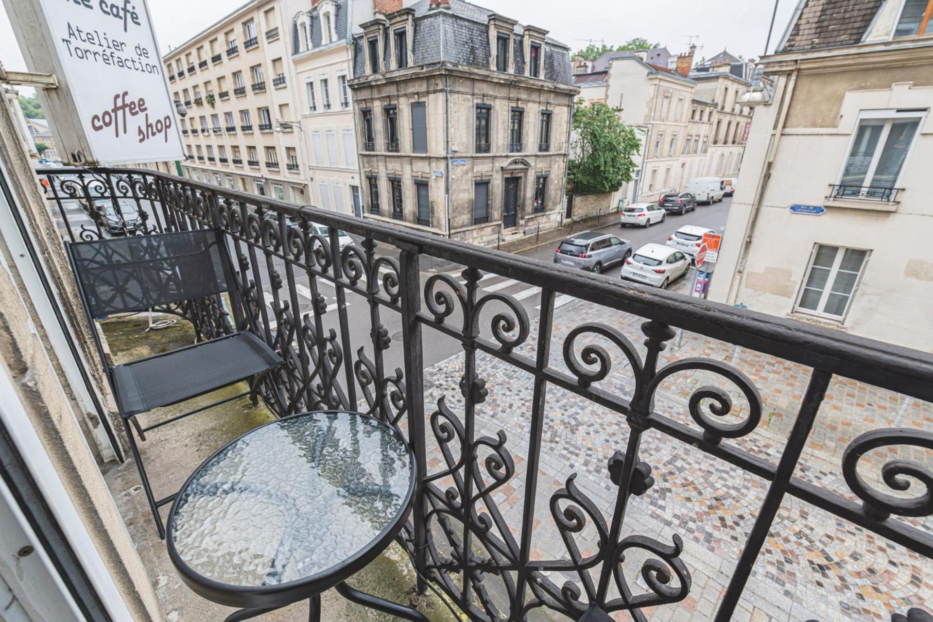 Taittinger 511 Apartment Reims Bagian luar foto